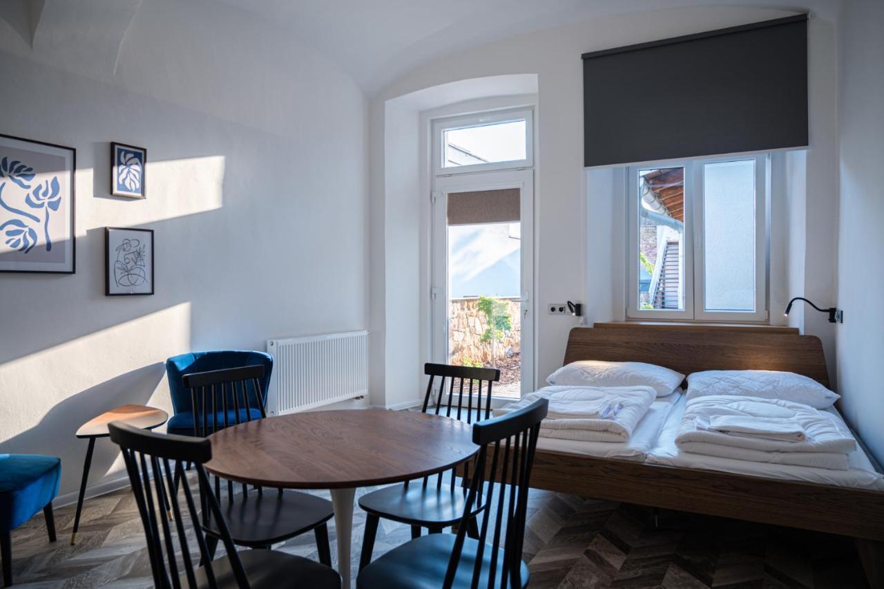 Art Hostel & Apartments Dvur Kralove nad Labem Exterior photo